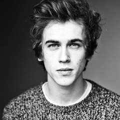 杰克森·貝武思