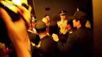 電影節(jié)現(xiàn)場，CCTV記者暴打大學(xué)生志愿者，高呼“我是XX頻道的！傻冒！”