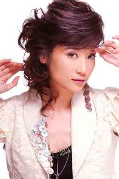http://m.omega3-ala.com/pics/default/download/4afb664df2c9257dfb128fc1a590374c.jpg