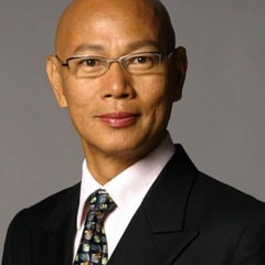羅家英?