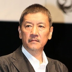 奧田瑛二?