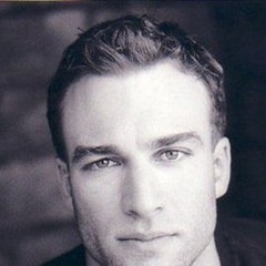 羅伯托·普維斯