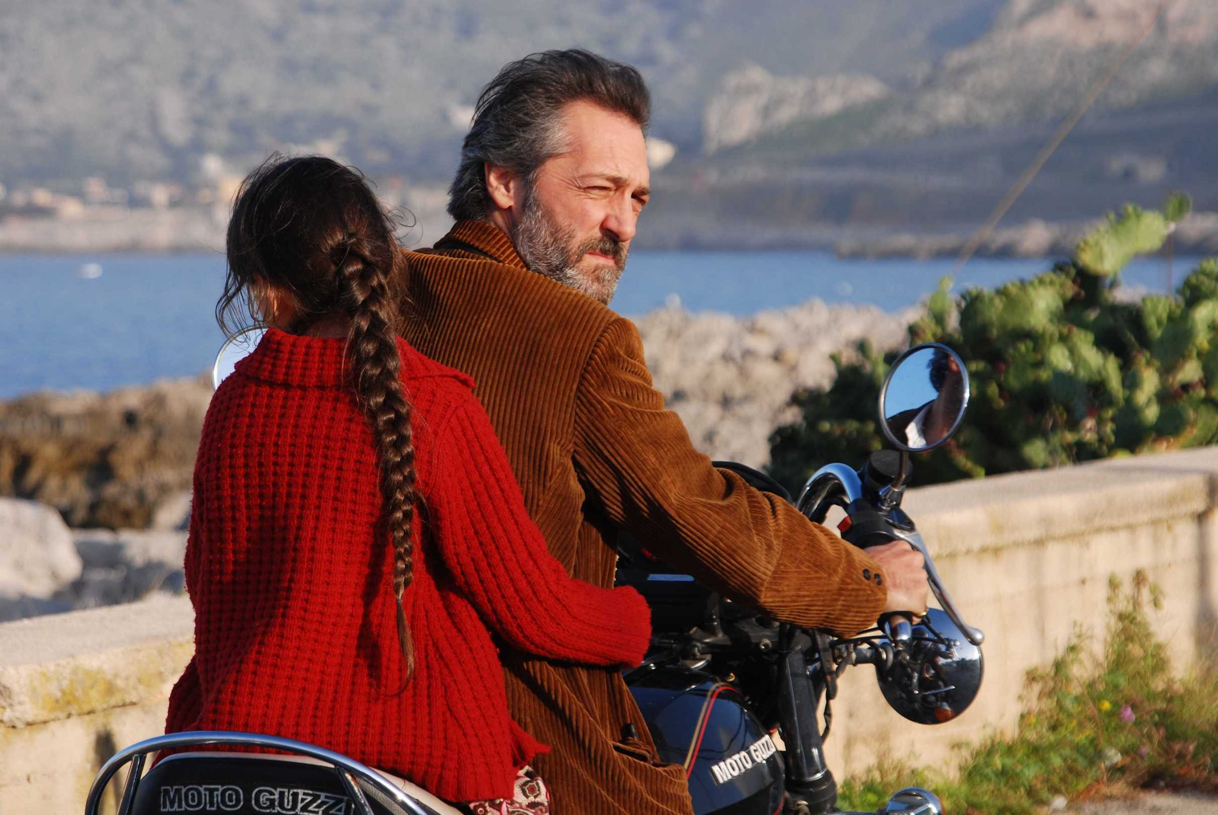 http://m.omega3-ala.com/pics/default/download/9b76957dafb4ab4e81ac4169d6d3c119.jpg