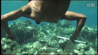 祖孫三代的漁獵生活《擁抱大?！奉A告片