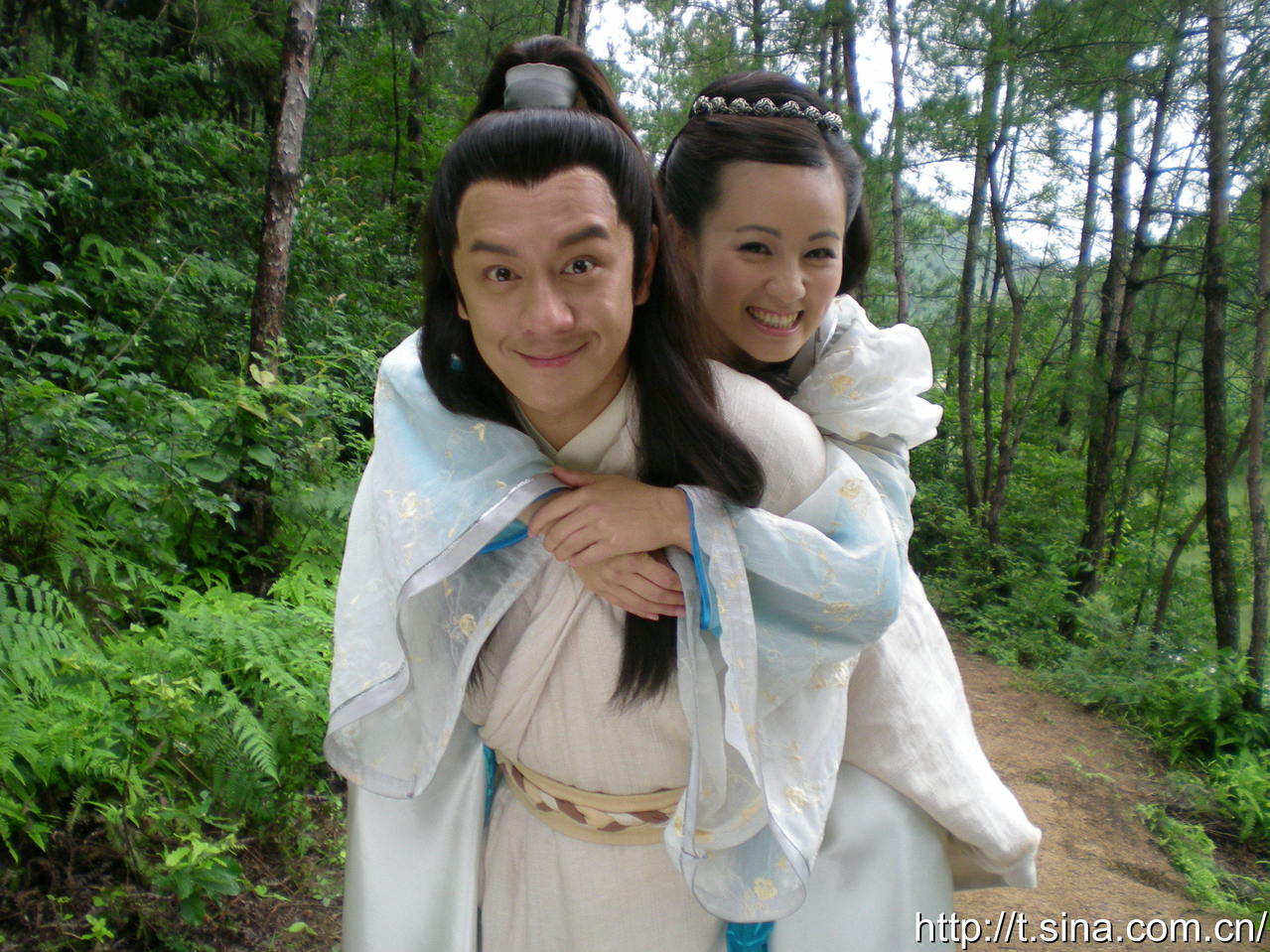 http://m.omega3-ala.com/pics/default/download/b6104d14520d6caf6c729a1270f34a0b.jpg