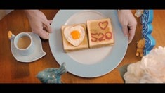 歡樂預(yù)告片