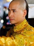 何晟銘