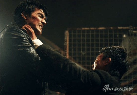 對不起，我愛你 （2014） 型男暴力激斗