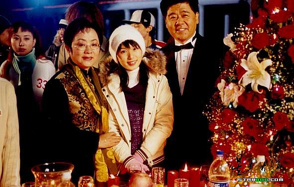 新年快樂2004  劇照