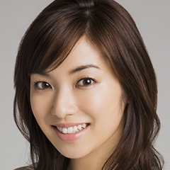 內(nèi)山理名?