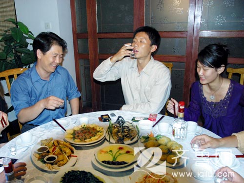 http://m.omega3-ala.com/pics/default/download/fbc4a92ef0769b77aedb9b4491913e45.jpg