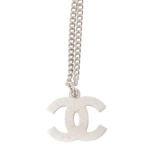CHANEL/香奈兒 女士機(jī)場(chǎng)系列斜紋雙clogo毛衣鏈長(zhǎng)項(xiàng)鏈銀色/藍(lán)色 A95107