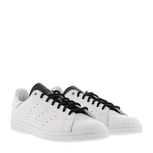 adidas/阿迪達(dá)斯 女士 真皮 圓孔點綴 運動鞋 BR