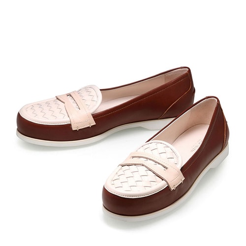 Bottega Veneta/葆蝶家 牛皮 樂?？?女士平跟鞋