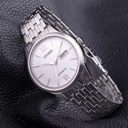 Citizen/西鐵城 自動機(jī)械簡約大氣男士腕表NP4070-53AB