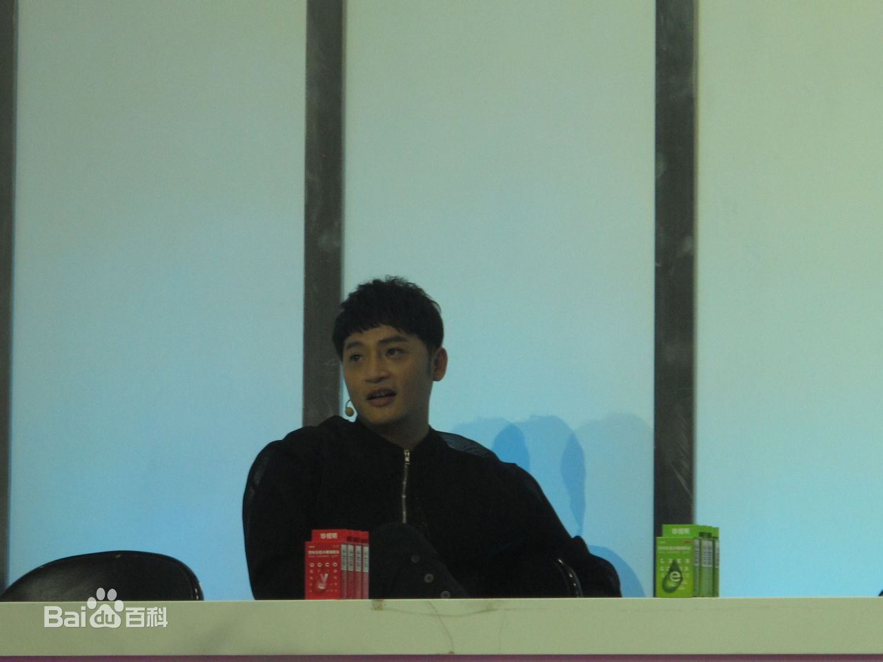 http://m.omega3-ala.com/pics/star/pic/1b55a22371eafe8b5537fddeb1330ec3.jpg