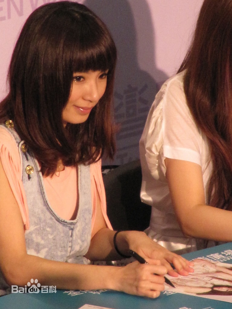 http://m.omega3-ala.com/pics/star/pic/4d6bdb0aa7f398ec9e8b034be8b9f091.jpg