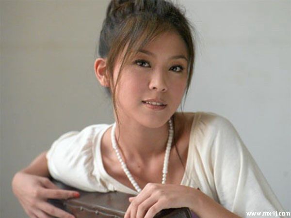 http://m.omega3-ala.com/pics/star/pic/58da2d58a929de6224ddf53a7058efd0.jpg