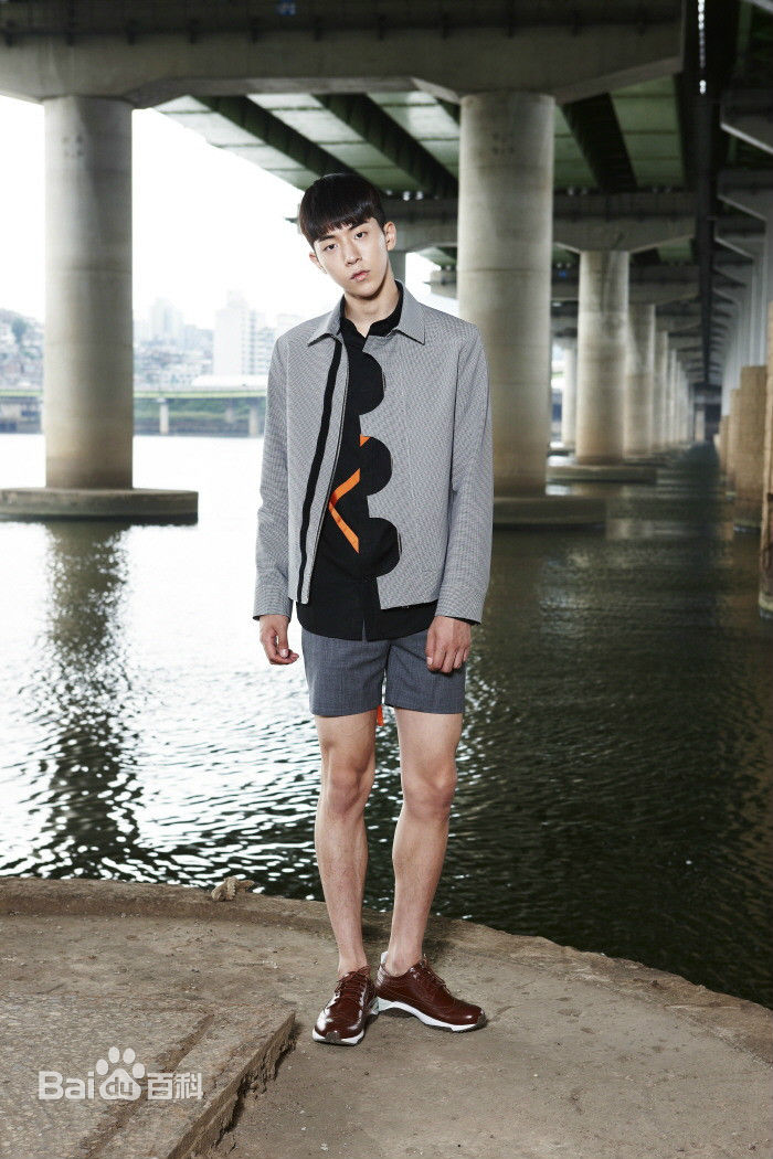 http://m.omega3-ala.com/pics/star/pic/67b968cb0309742c9e45bf07b7957202.jpg