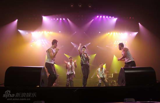 http://m.omega3-ala.com/pics/star/pic/6d6ff4217a7752f32012e8cb2a7a09ee.jpg