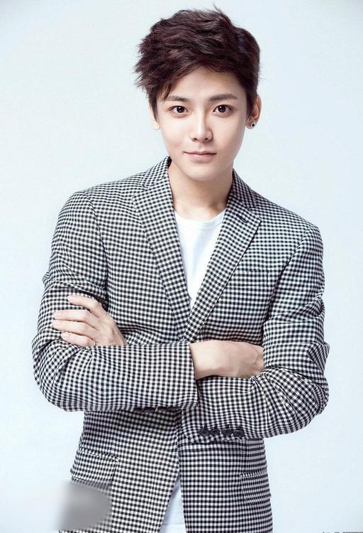 http://m.omega3-ala.com/pics/star/pic/860ab2cc2e2f643dc0e062dcf69efbf5.jpg
