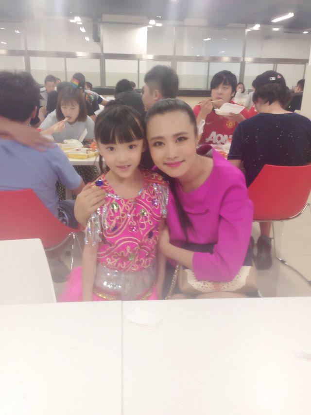 http://m.omega3-ala.com/pics/star/pic/8cbde464a1417ca5c77eafd98d23d6ca.jpg