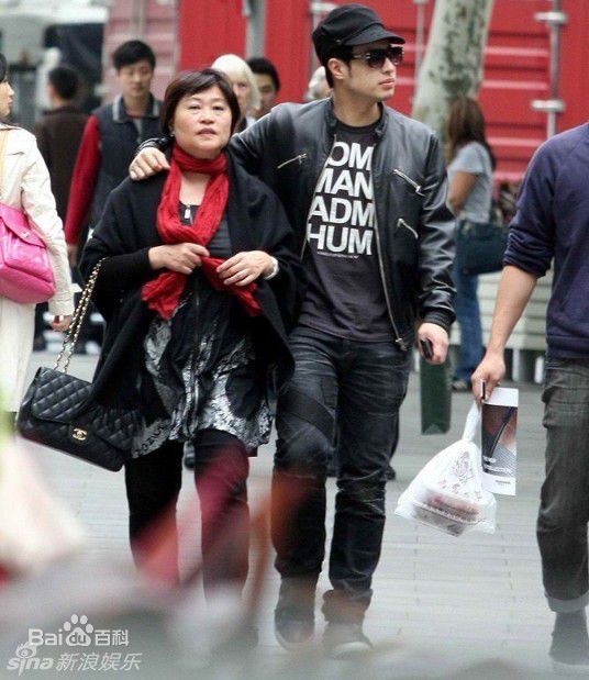 http://m.omega3-ala.com/pics/star/pic/a8b7f92888a1a0c88c33936df08d6c3f.jpg