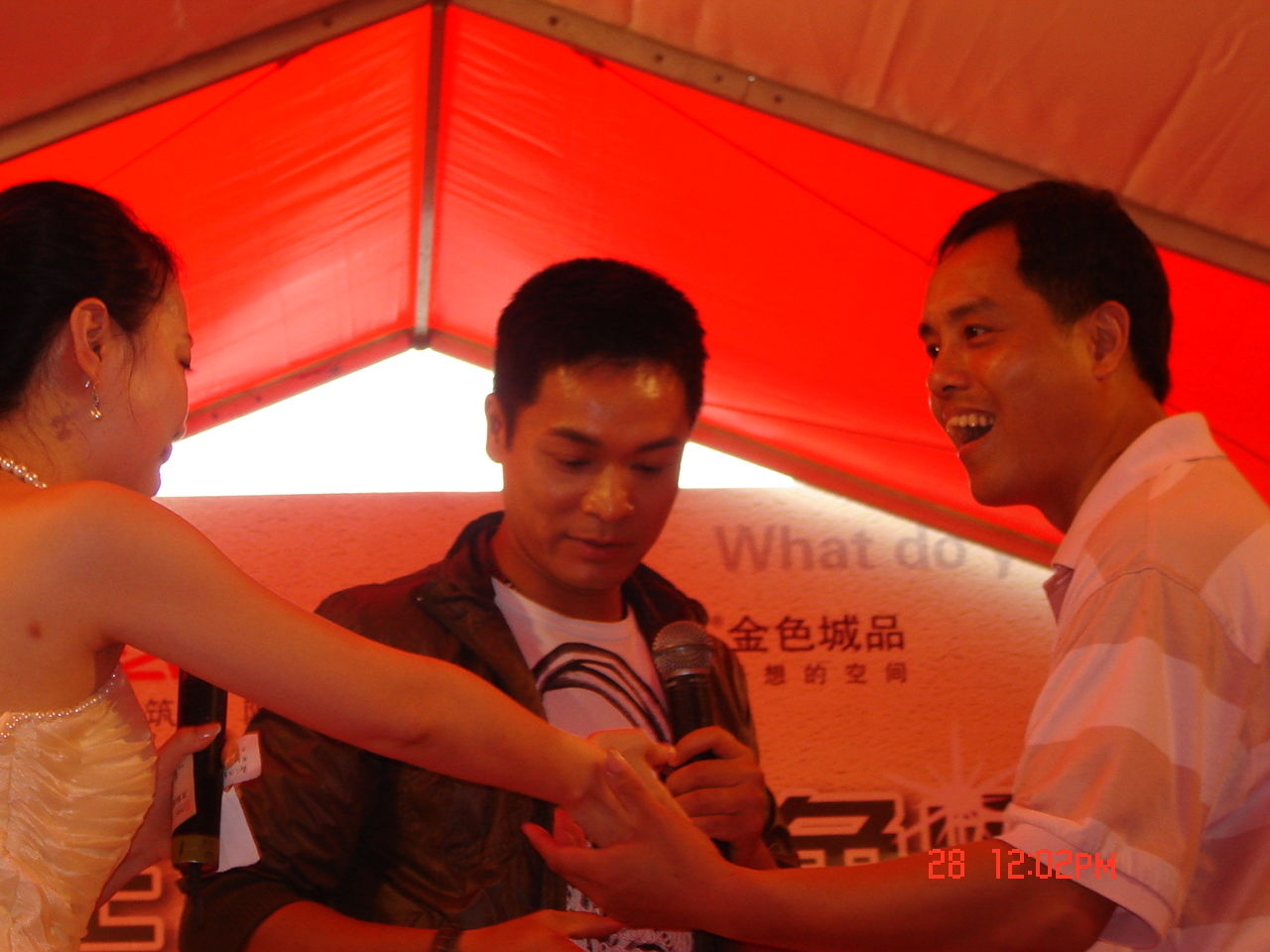 http://m.omega3-ala.com/pics/star/pic/b96736546076f9b009b6936ce058fd83.jpg