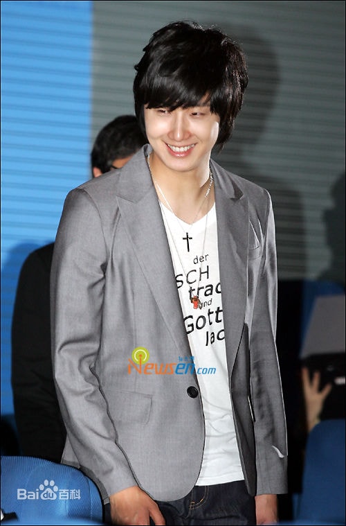 http://m.omega3-ala.com/pics/star/pic/beeab7884f8ee939a6fd77a10b384dce.jpg