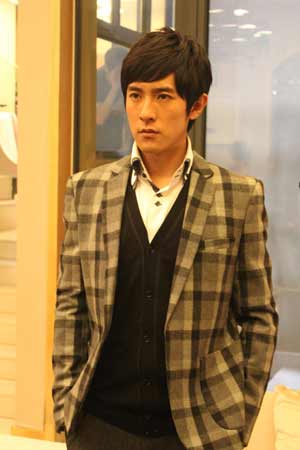 http://m.omega3-ala.com/pics/star/pic/c1d0/3174694040410c2f876cf6a3eeb7.jpg