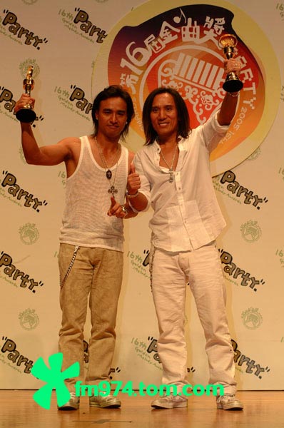 http://m.omega3-ala.com/pics/star/pic/ea22/1ff3d8801a381eb4692781f65cc0.jpg