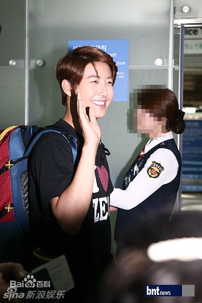 http://m.omega3-ala.com/pics/star/pic/f0fdd57aacdbdab7d9f6d6f89582a86b.jpg